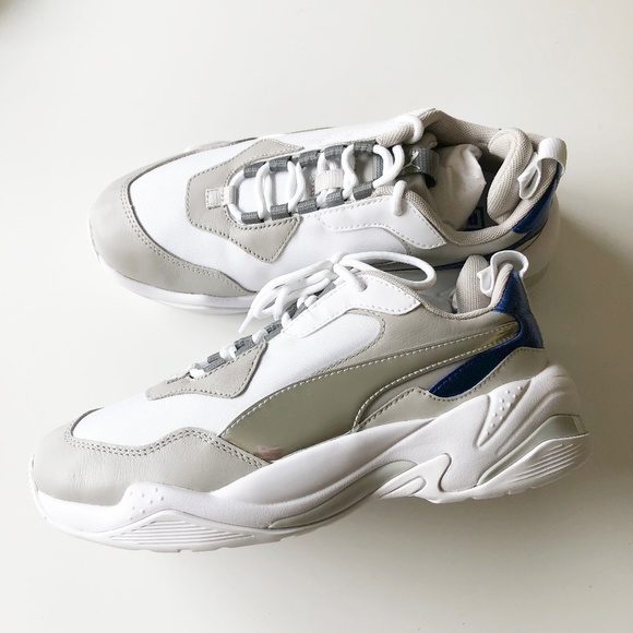 thunder electric women's sneakers